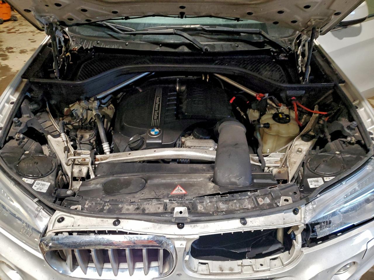 2016 BMW X5 XDRIVE35I photo 12