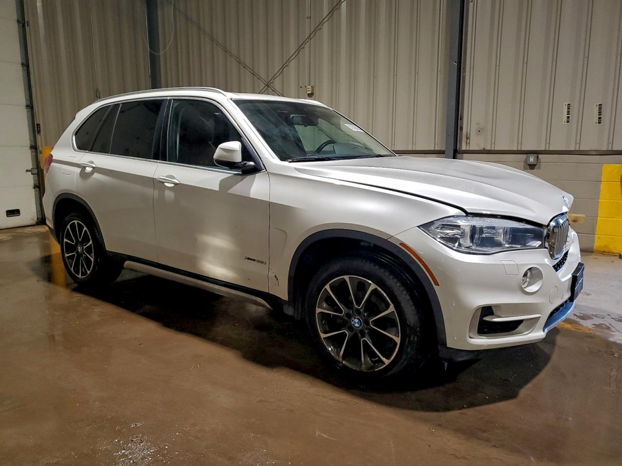 2016 BMW X5 XDRIVE35I photo 4