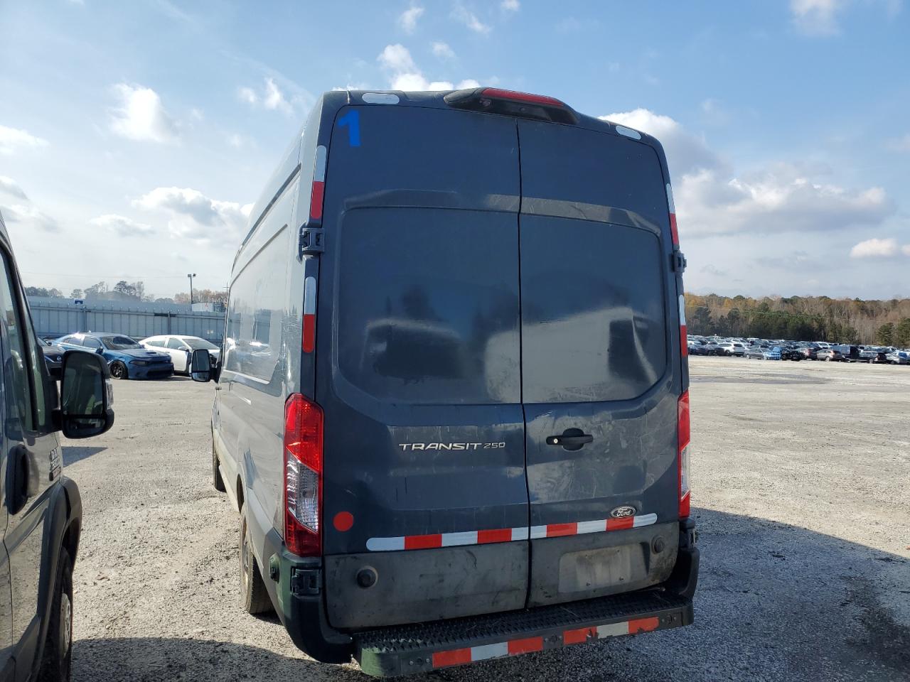 2020 FORD TRANSIT T-250 photo 6