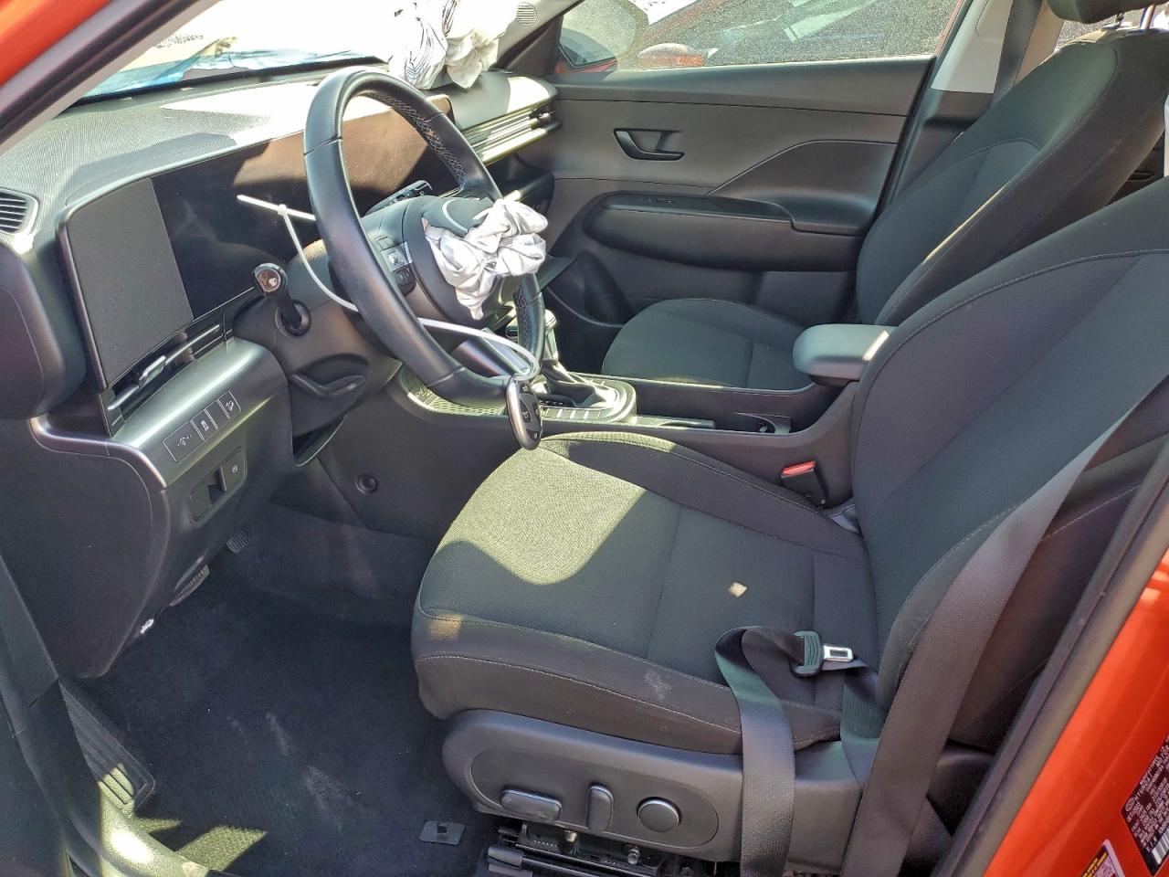 2024 HYUNDAI KONA SEL photo 13
