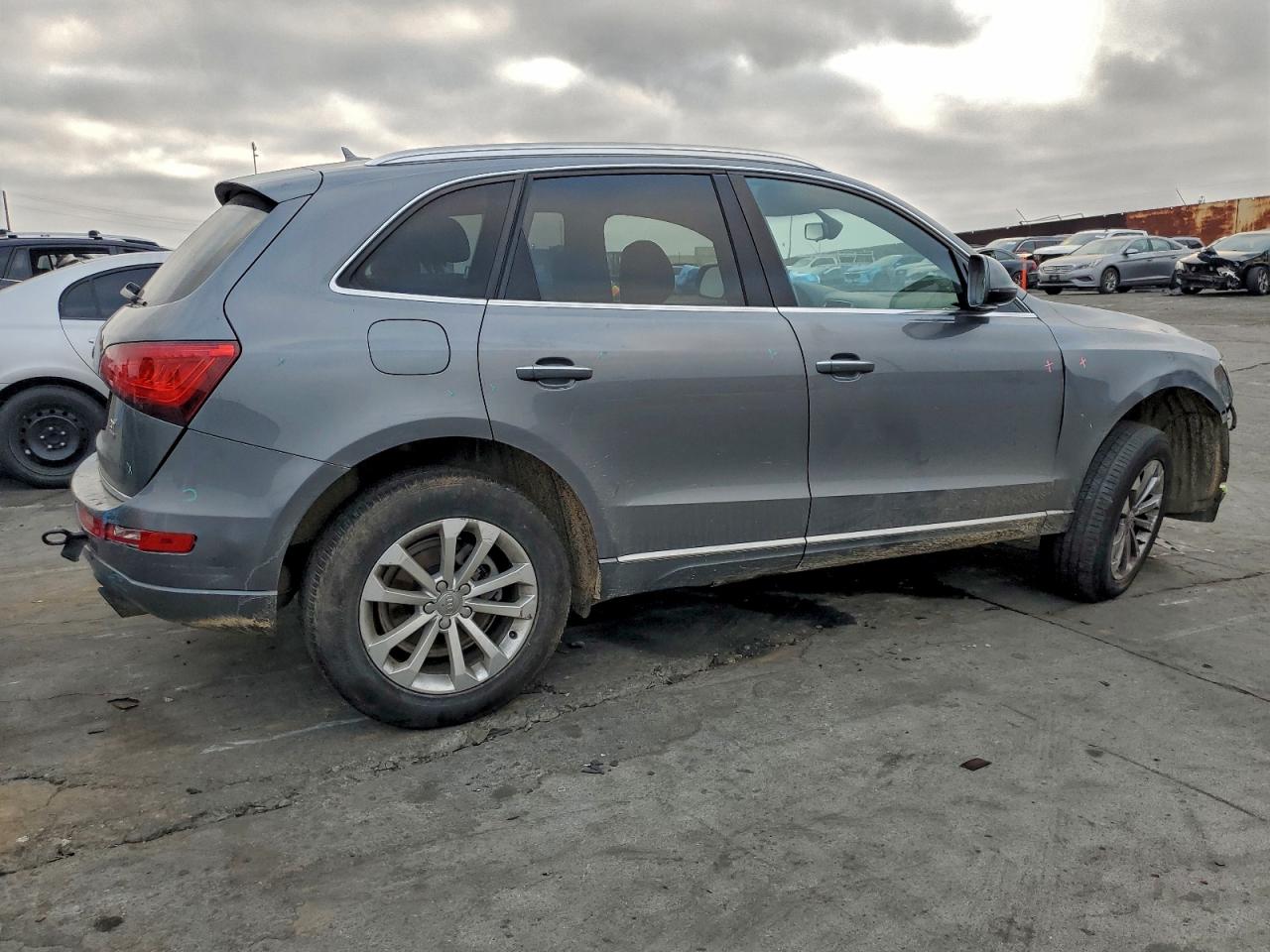 2017 AUDI Q5 PREMIUM photo 5