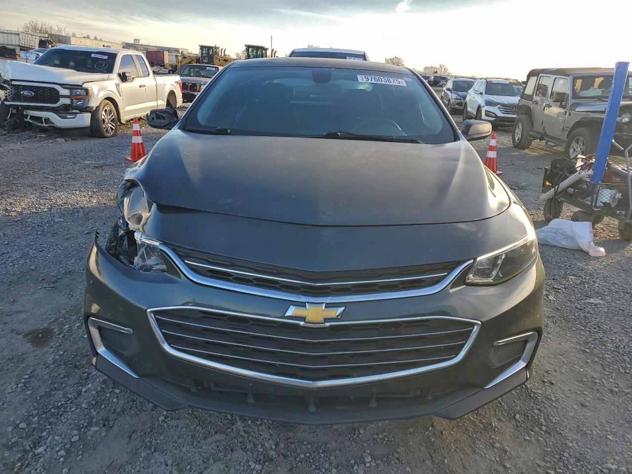 2017 CHEVROLET MALIBU LS photo 9