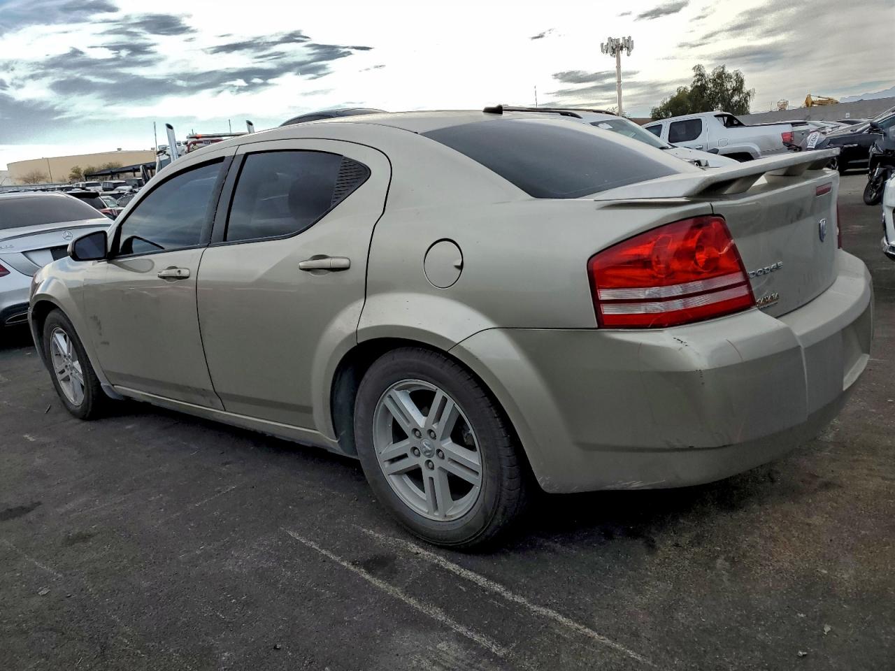 2009 DODGE AVENGER SXT photo 4