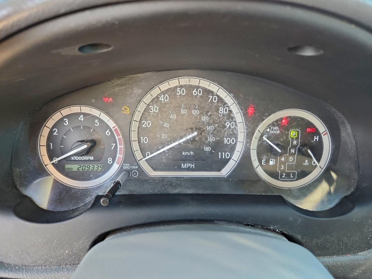 2004 TOYOTA SIENNA LE 7 PASSENGER photo 17