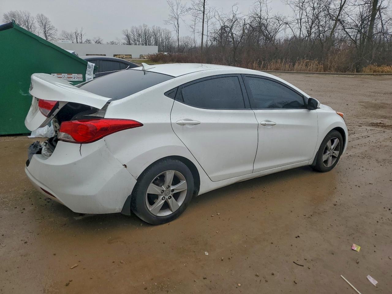 2013 HYUNDAI ELANTRA GLS photo 3