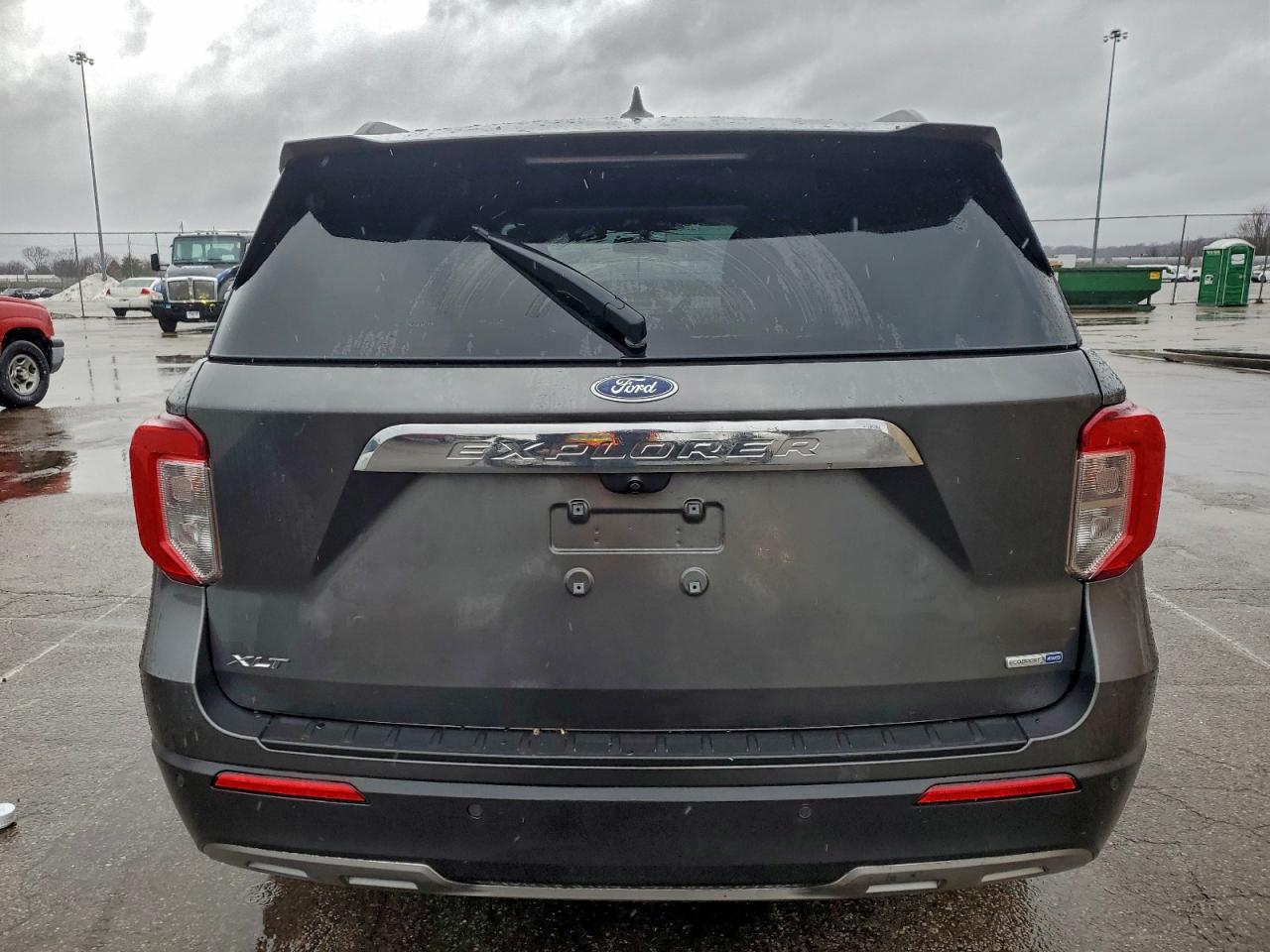 2020 FORD EXPLORER XLT photo 6