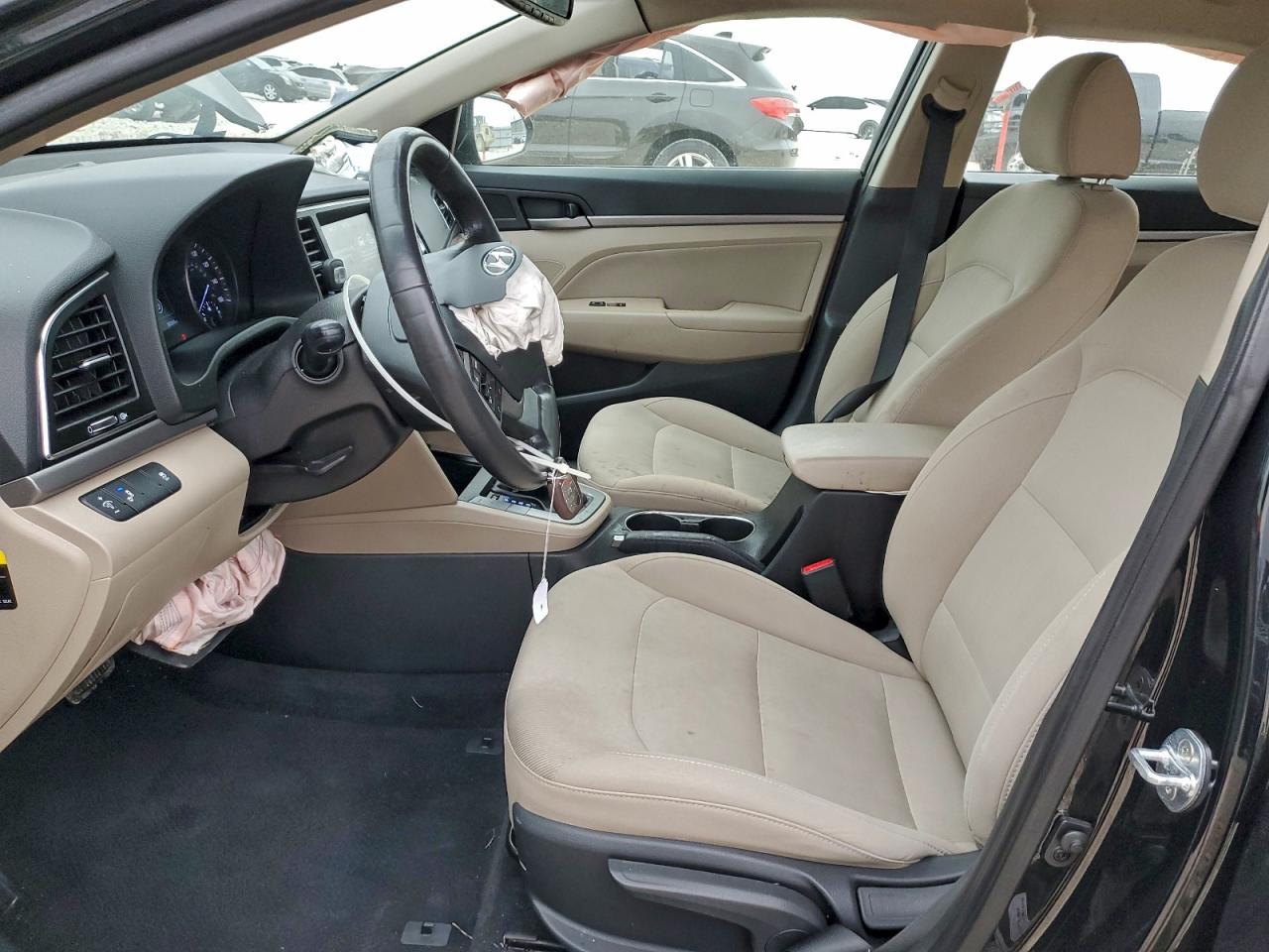 2018 HYUNDAI ELANTRA SEL photo 13