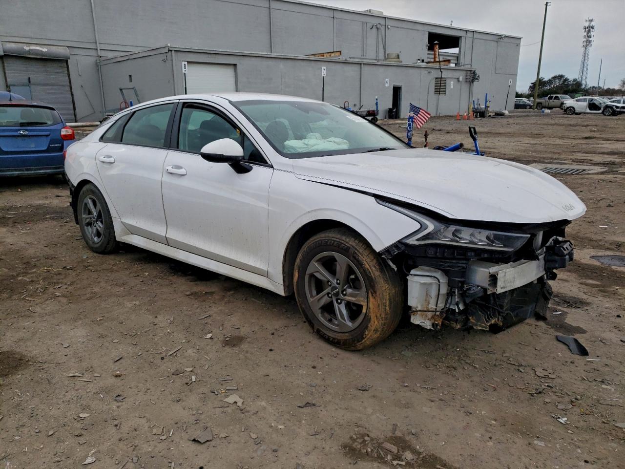 2023 KIA K5 LXS photo 4