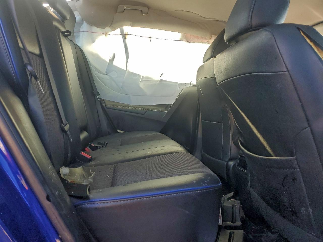 2017 TOYOTA COROLLA L photo 10