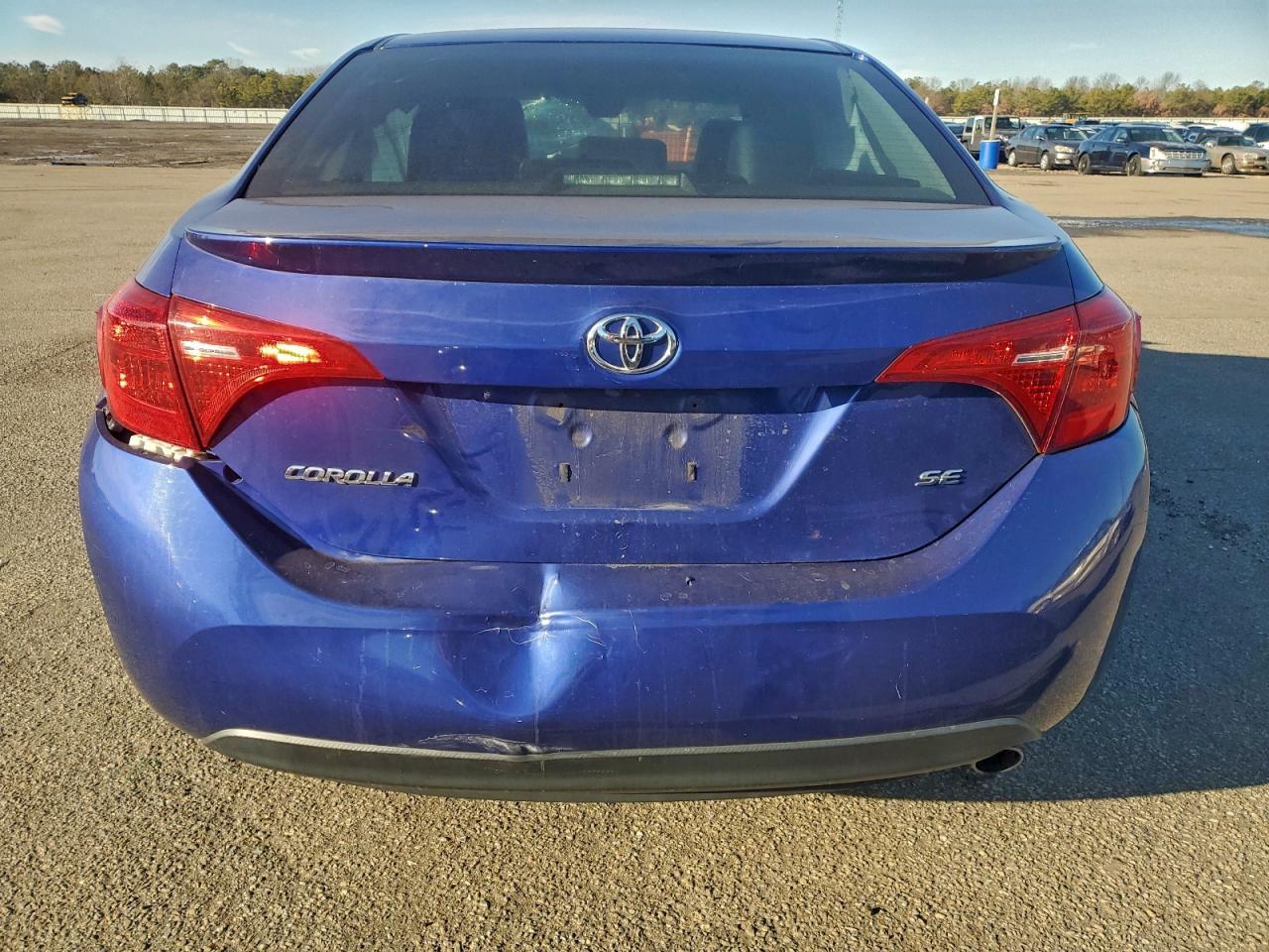 2017 TOYOTA COROLLA L photo 6