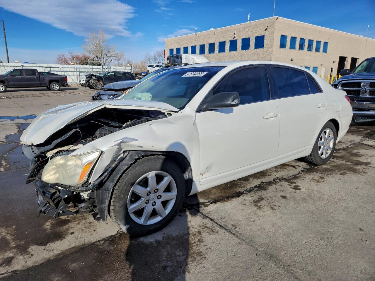 2006 TOYOTA AVALON