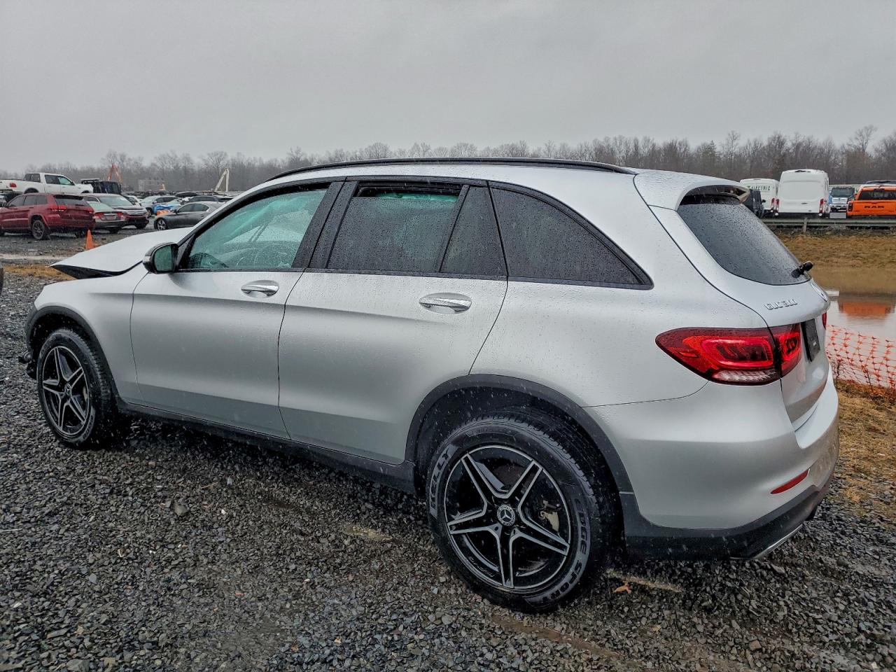2020 MERCEDES-BENZ GLC 300 4MATIC photo 2