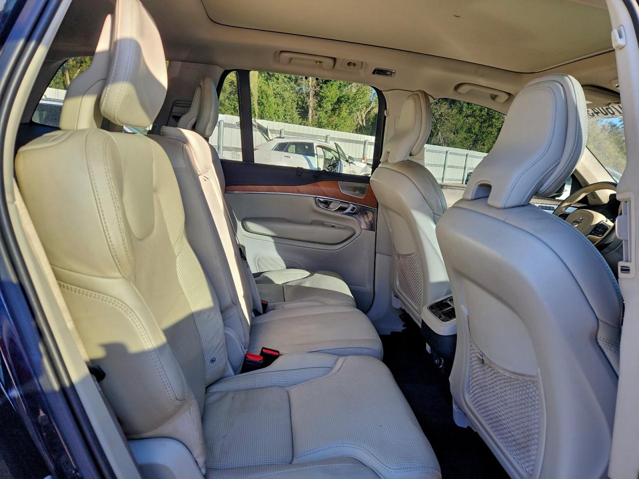 2019 VOLVO XC90 T6 INSCRIPTION photo 10