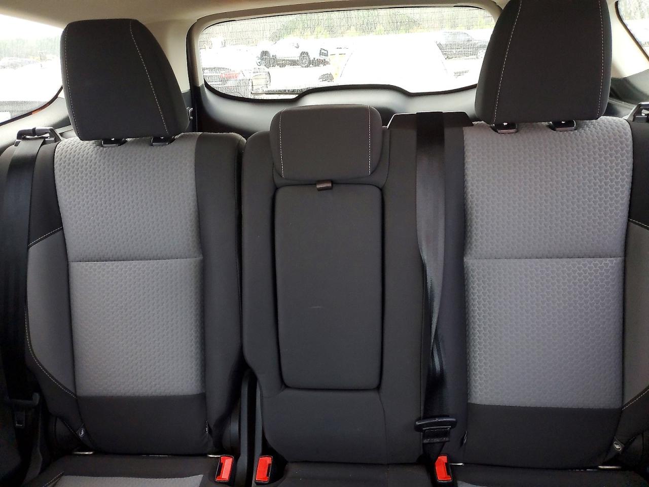 2017 FORD ESCAPE SE photo 10