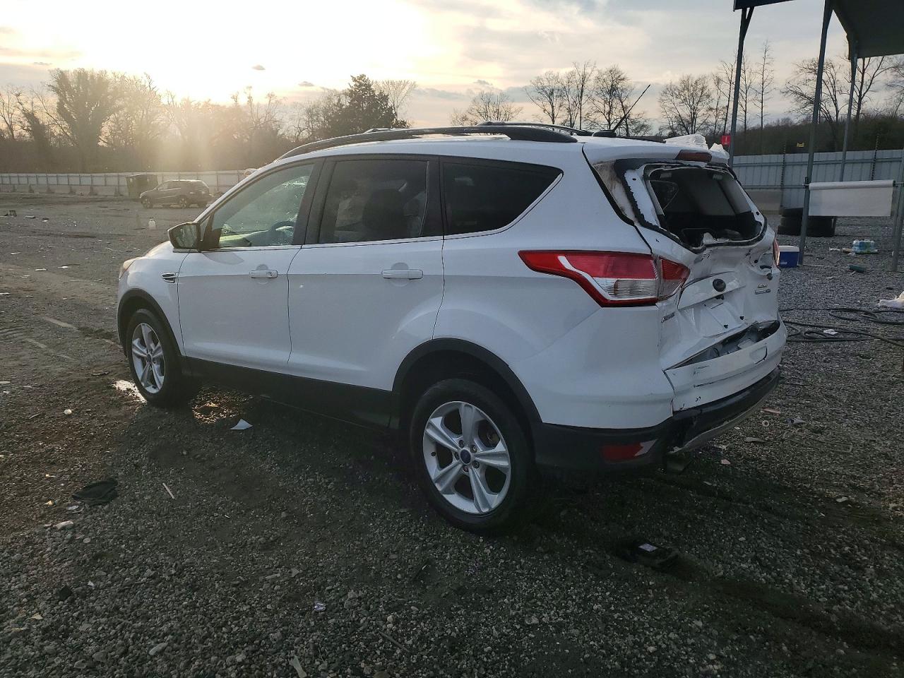 2013 FORD ESCAPE SE photo 2