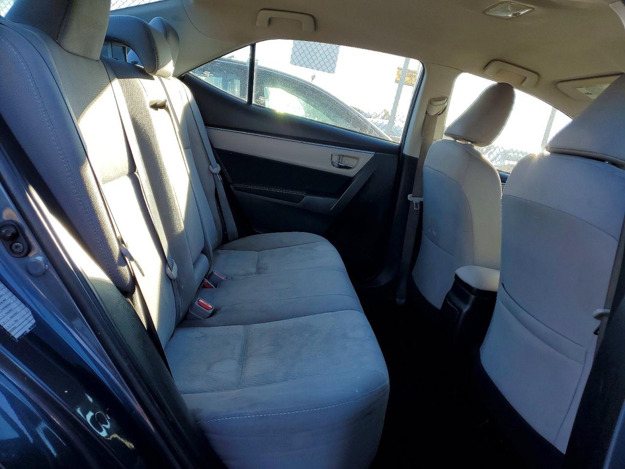 2016 TOYOTA COROLLA L photo 10