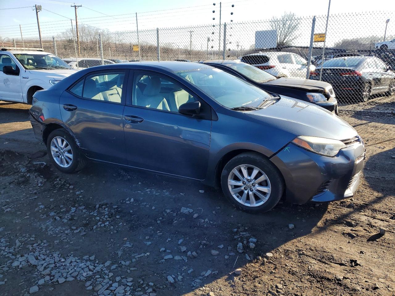 2016 TOYOTA COROLLA L photo 4