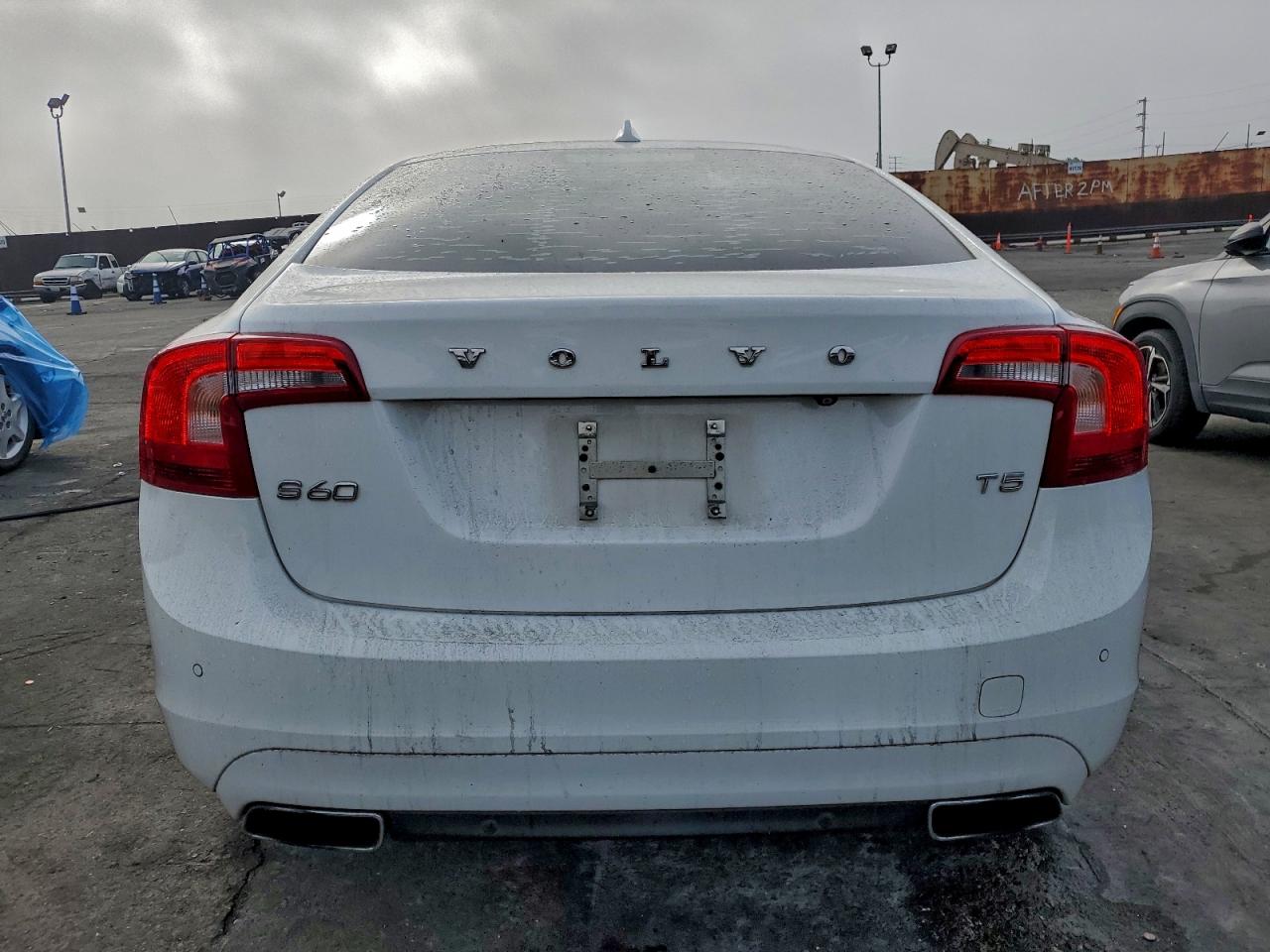 2015 VOLVO S60 PREMIER photo 11