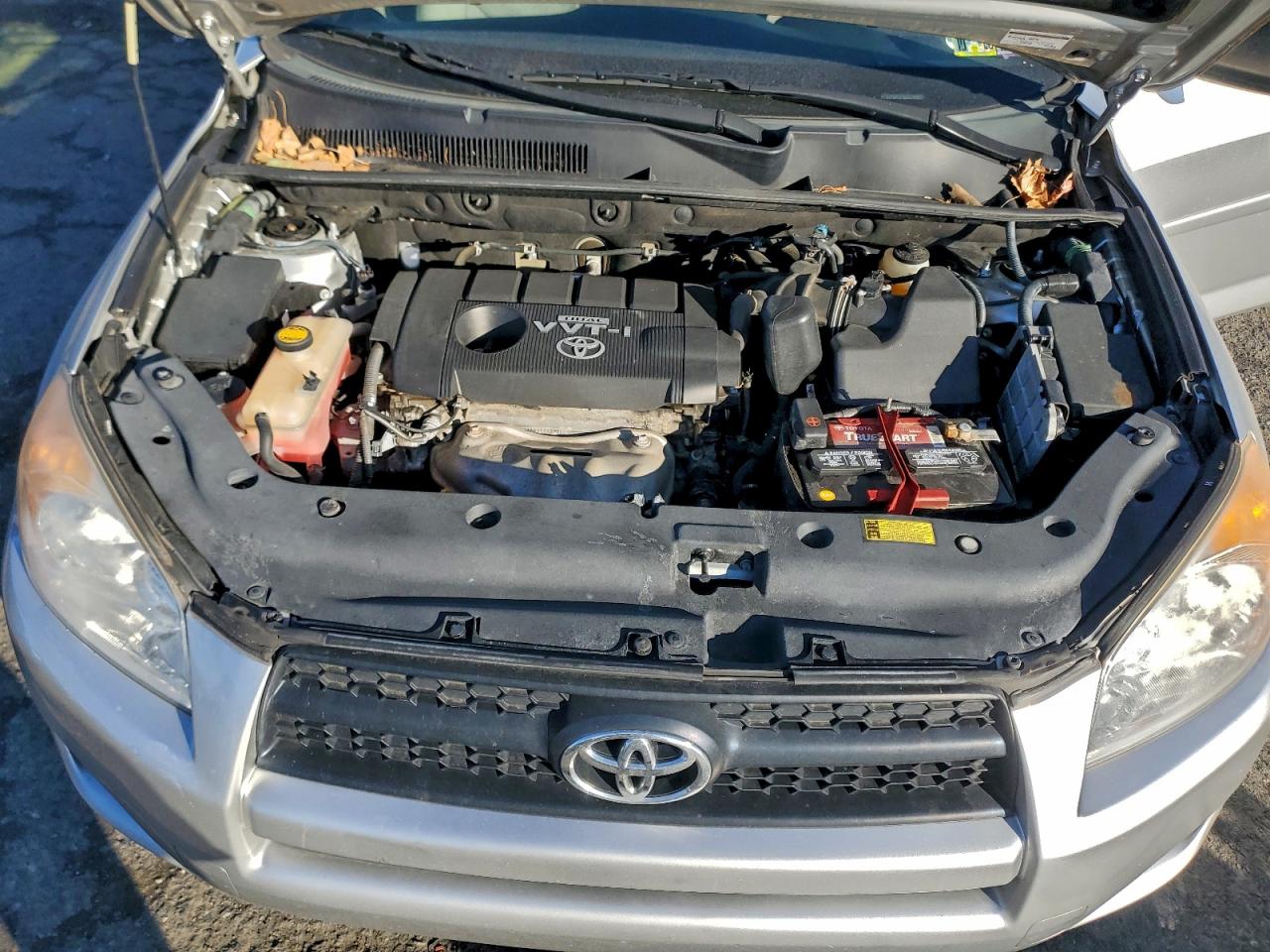 2010 TOYOTA RAV4 photo 11
