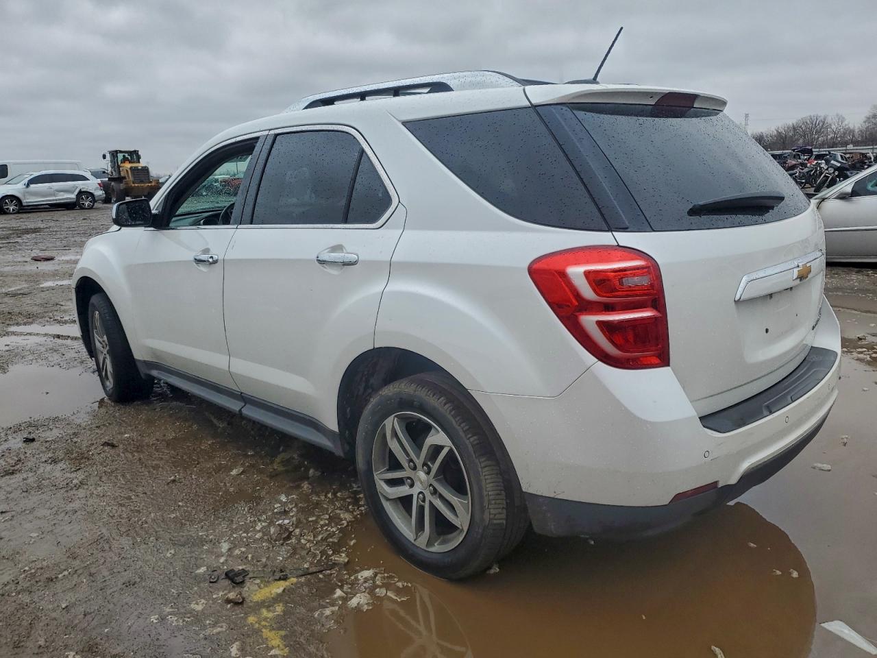 2016 CHEVROLET EQUINOX LTZ photo 2