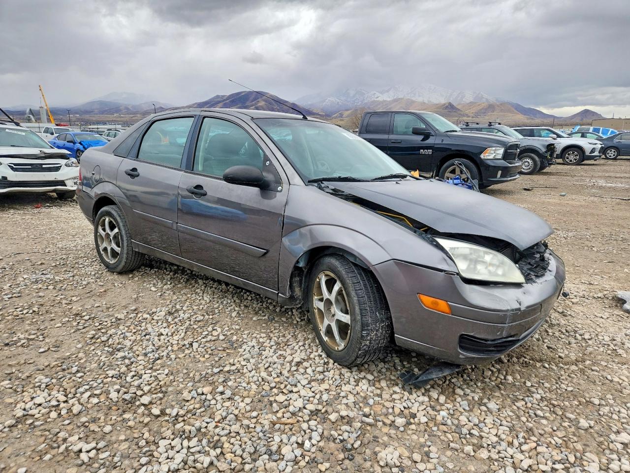 2007 FORD FOCUS ZX4 photo 4