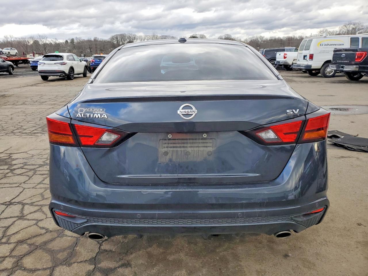 2019 NISSAN ALTIMA SV photo 6