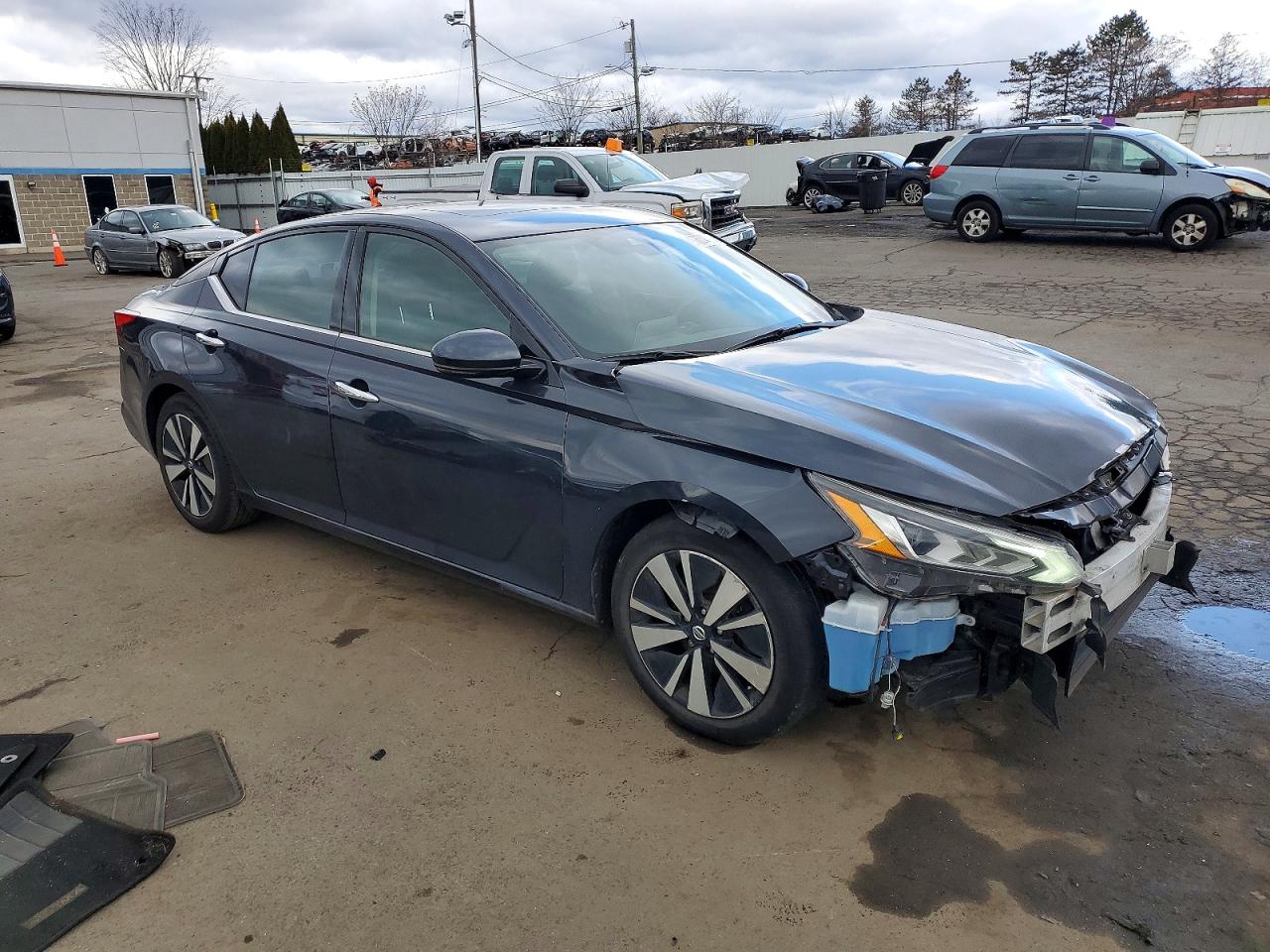 2019 NISSAN ALTIMA SV photo 4