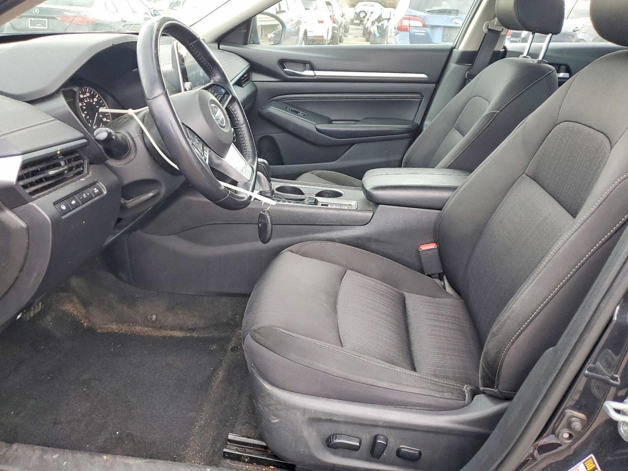 2019 NISSAN ALTIMA SV photo 7