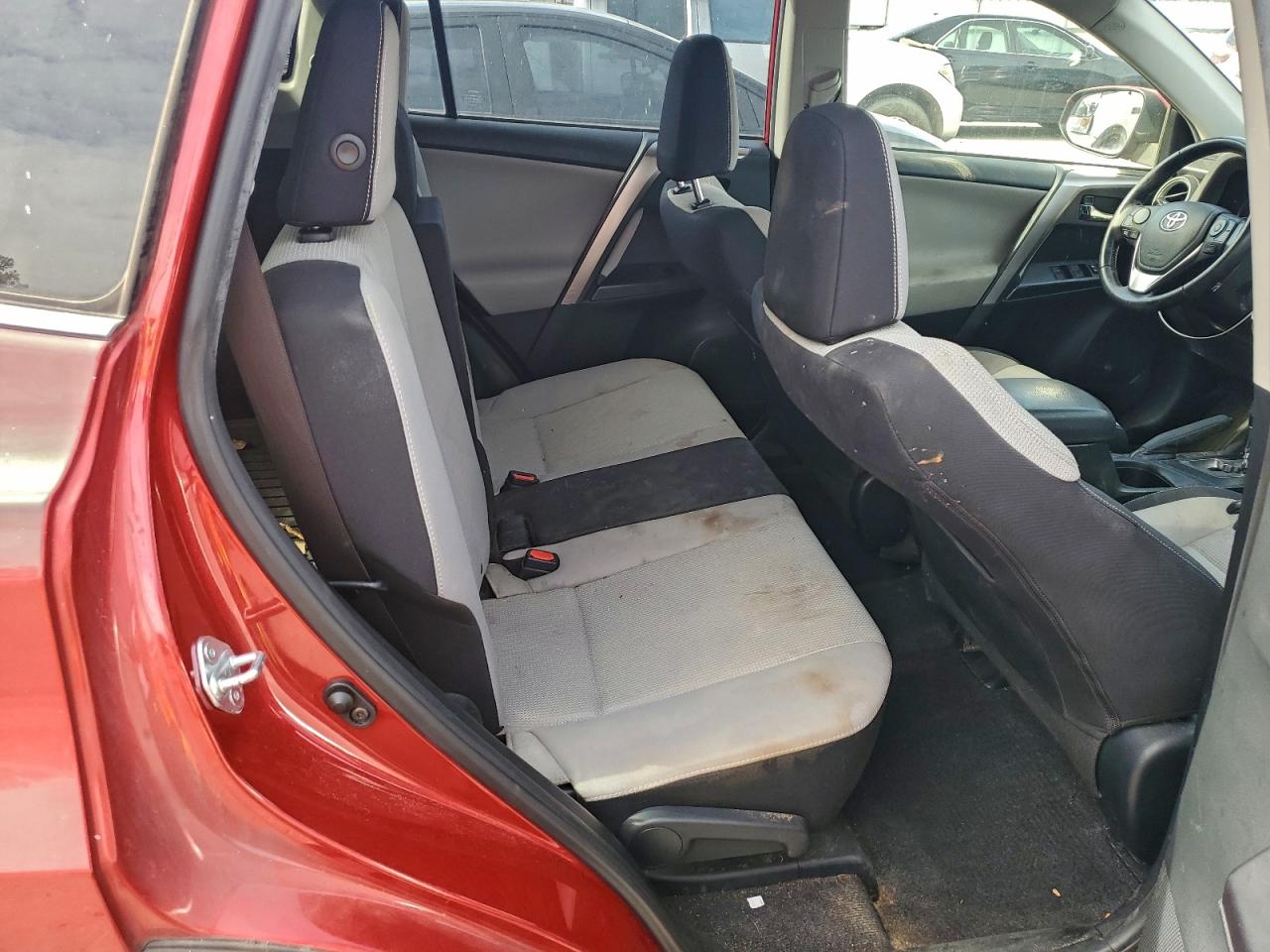 2017 TOYOTA RAV4 XLE photo 11