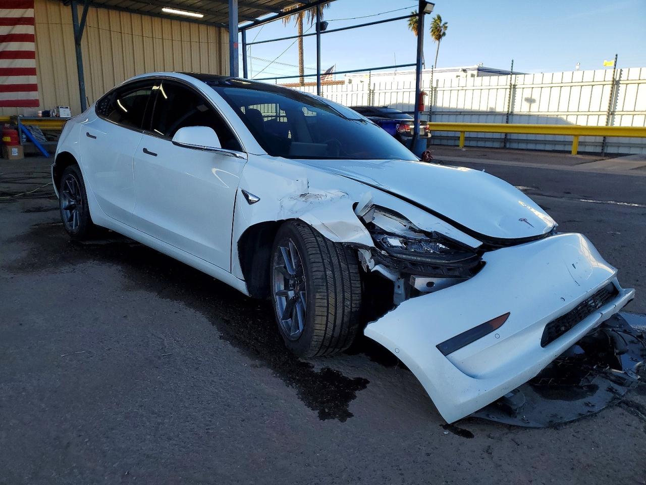 2020 TESLA MODEL 3 photo 4