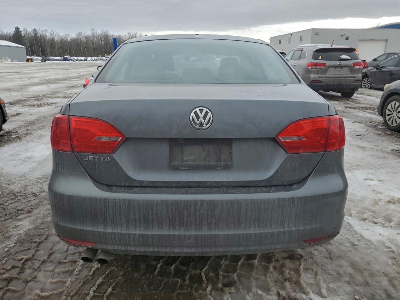 2013 VOLKSWAGEN JETTA BASE photo 6