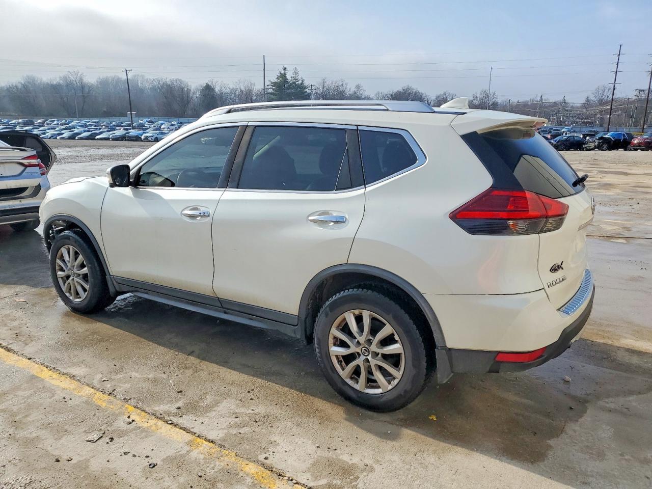 2017 NISSAN ROGUE S photo 2