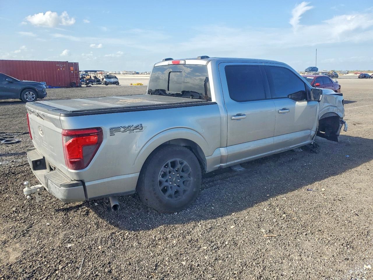 2024 FORD F150 XLT photo 3