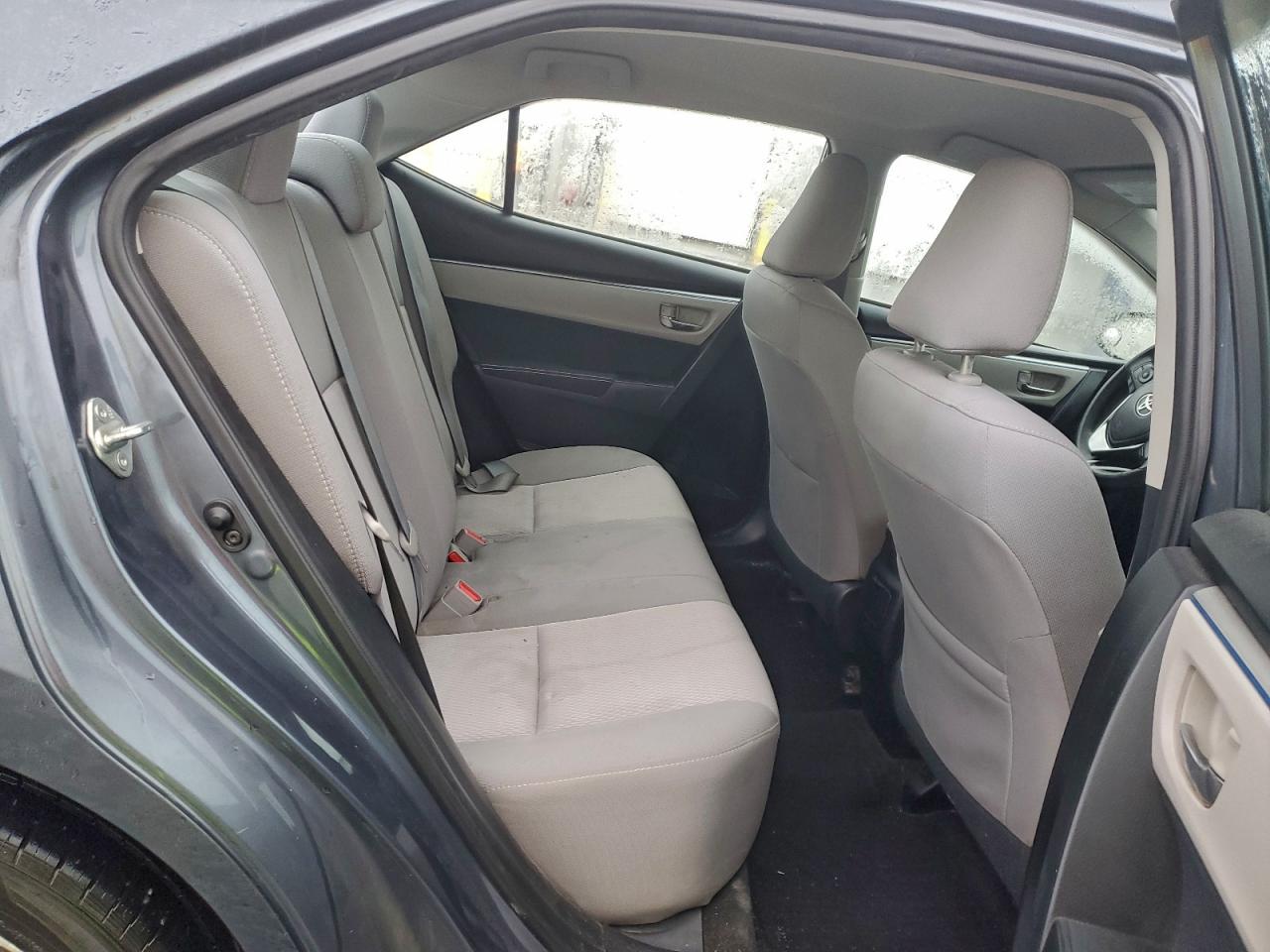 2014 TOYOTA COROLLA L photo 10