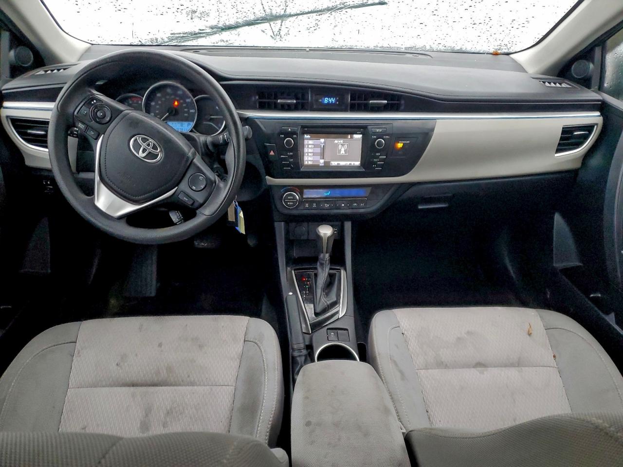 2014 TOYOTA COROLLA L photo 8