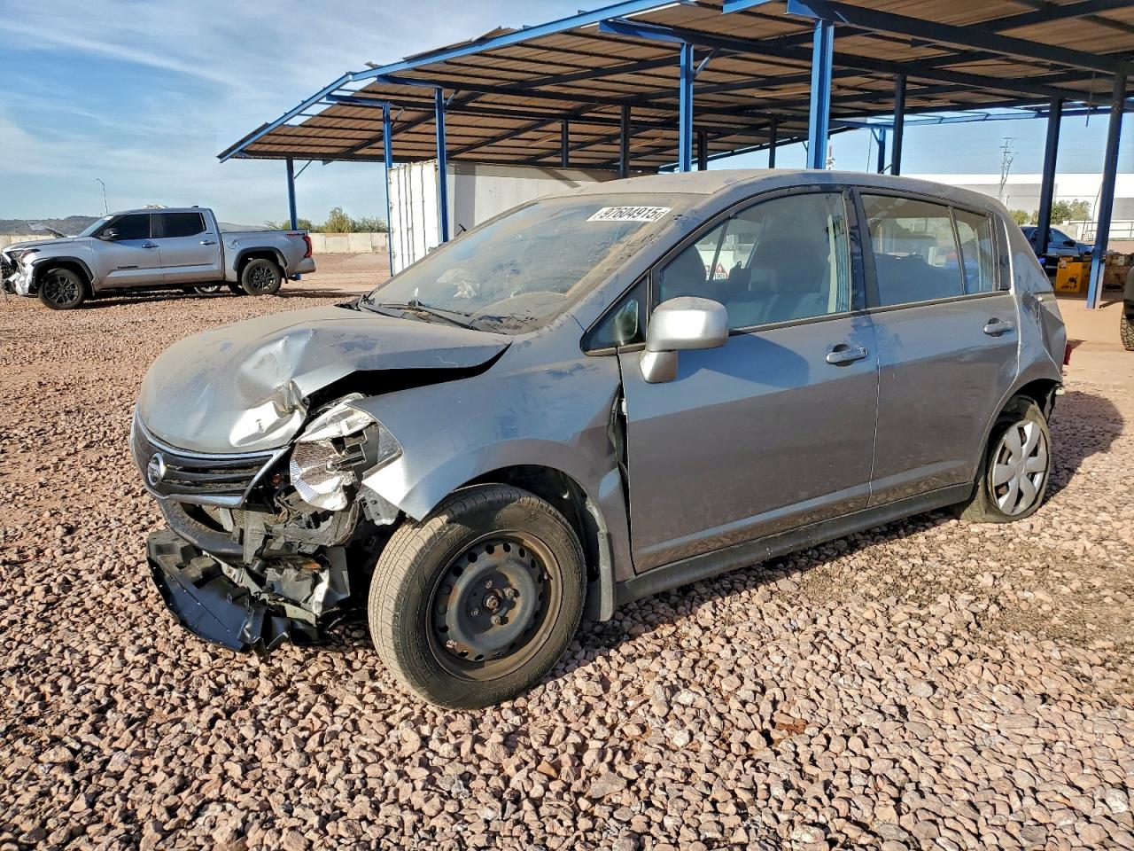 2011 NISSAN VERSA