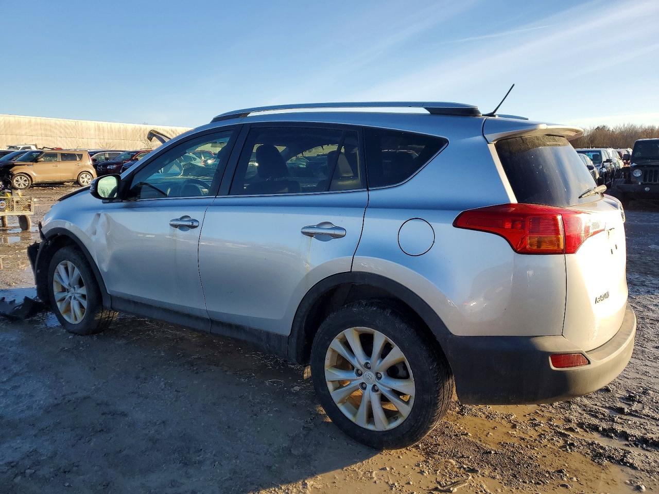 2014 TOYOTA RAV4 LIMITED photo 2
