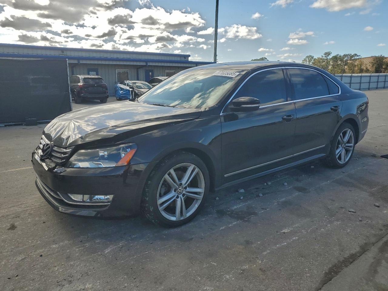 2015 VOLKSWAGEN PASSAT
