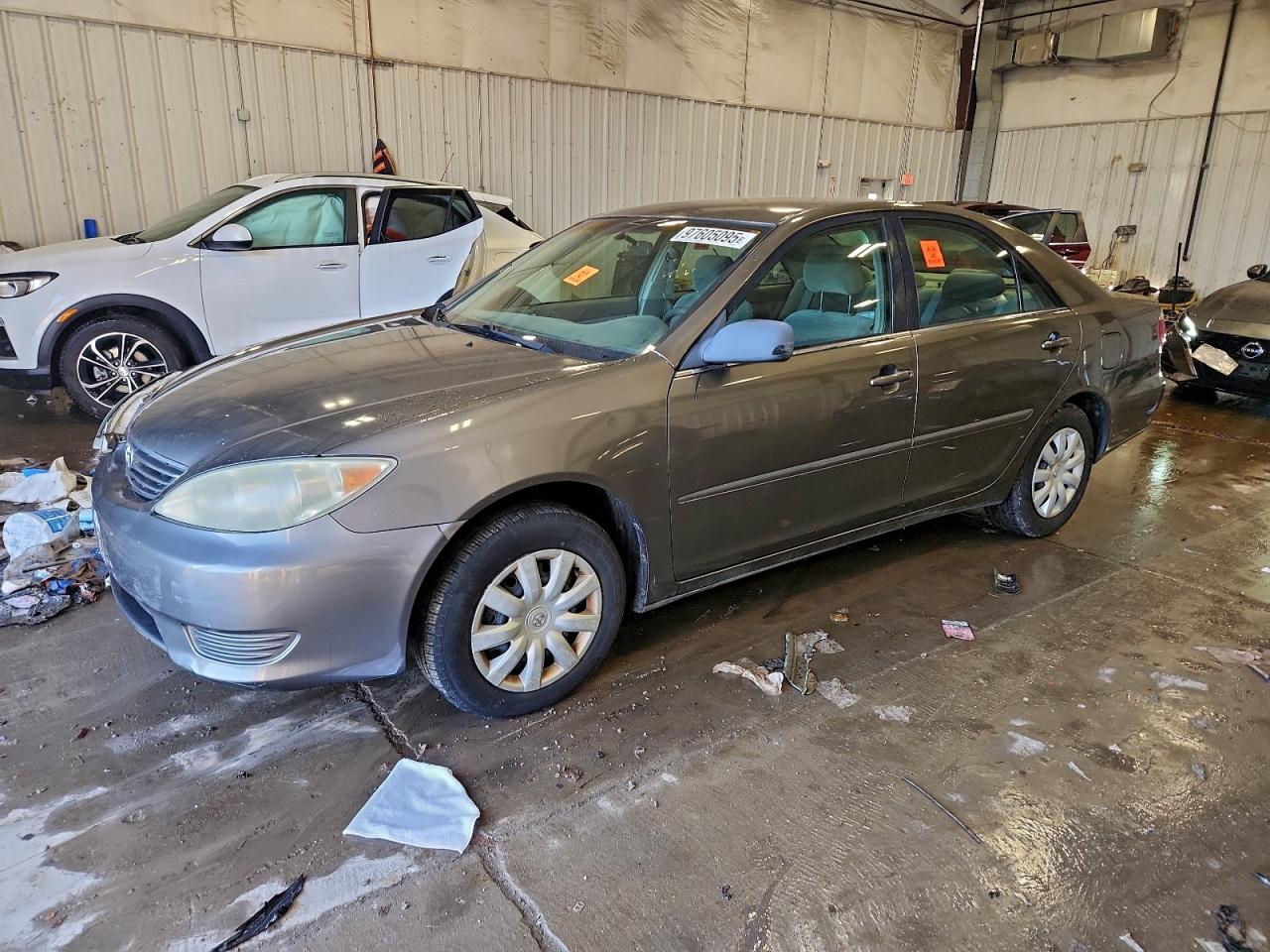 2005 TOYOTA CAMRY