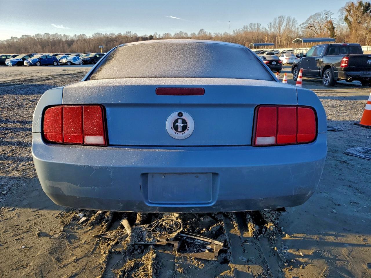 2005 FORD MUSTANG photo 6
