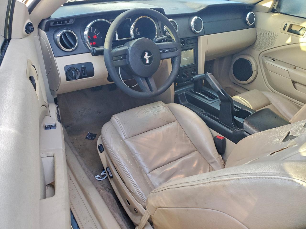 2005 FORD MUSTANG photo 8