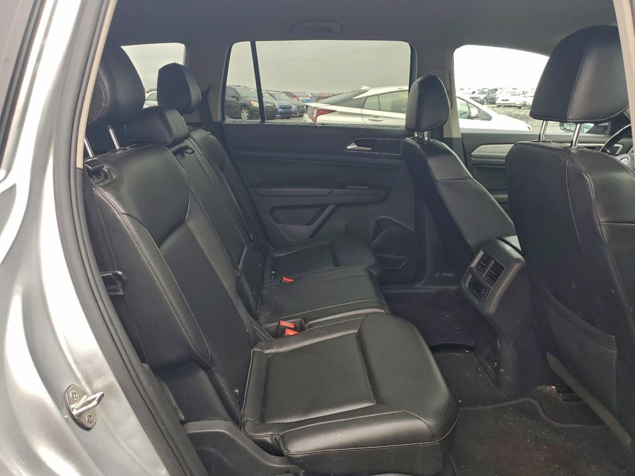 2018 VOLKSWAGEN ATLAS SE photo 31