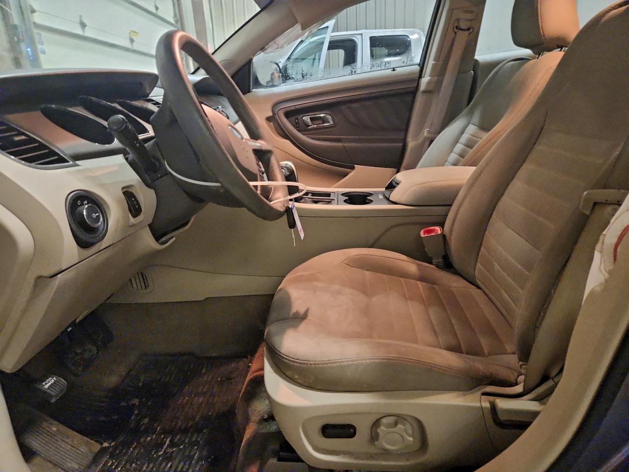 2012 FORD TAURUS SE photo 7