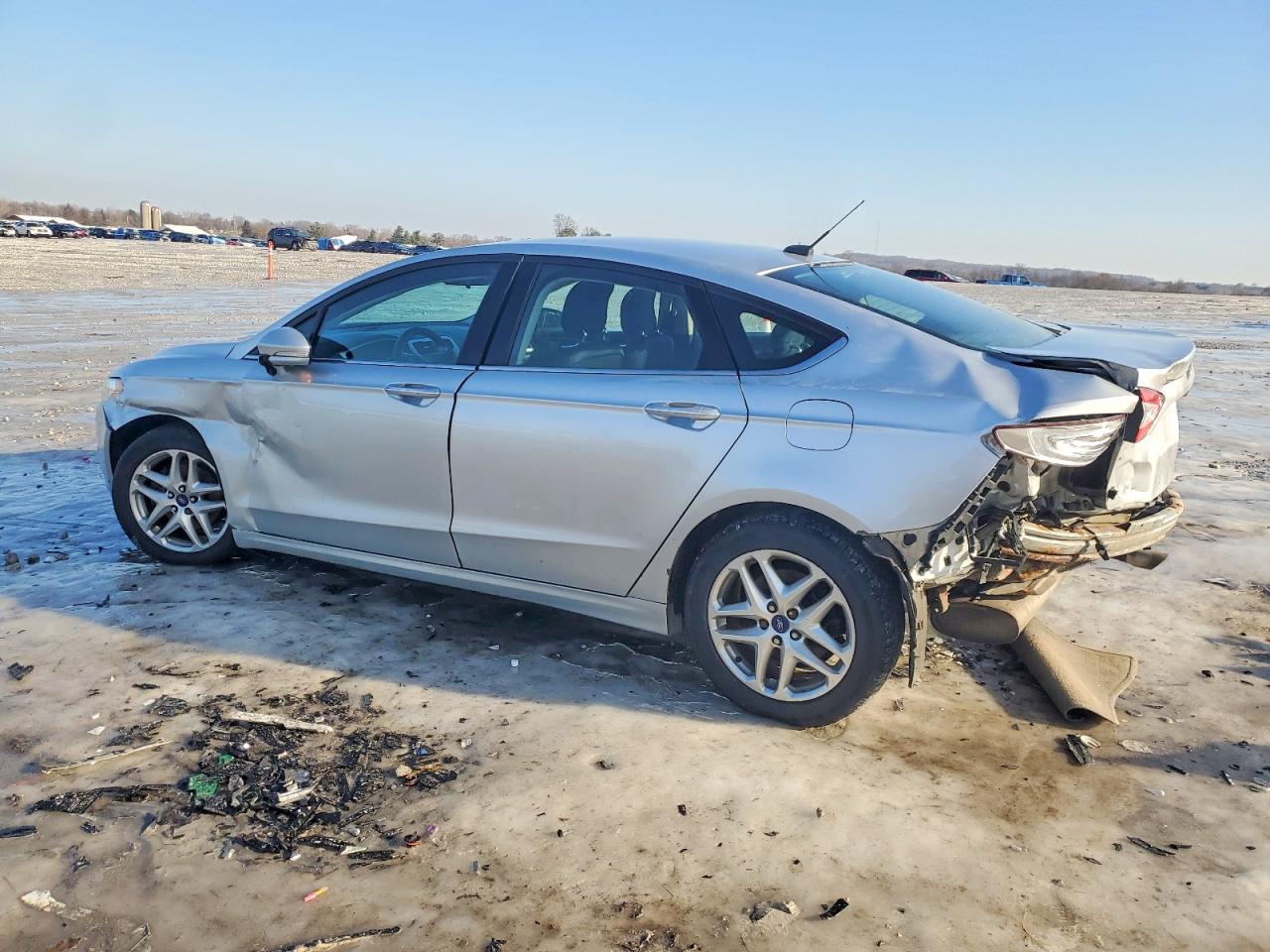 2014 FORD FUSION SE photo 2