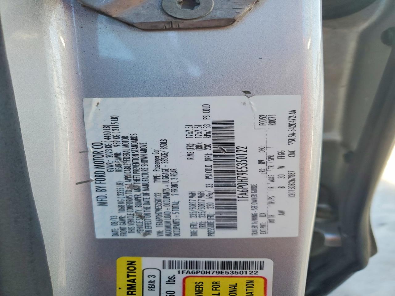 2014 FORD FUSION SE photo 12