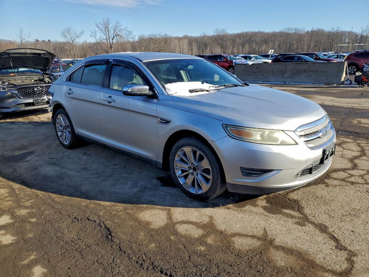 2010 FORD TAURUS LIMITED photo 4