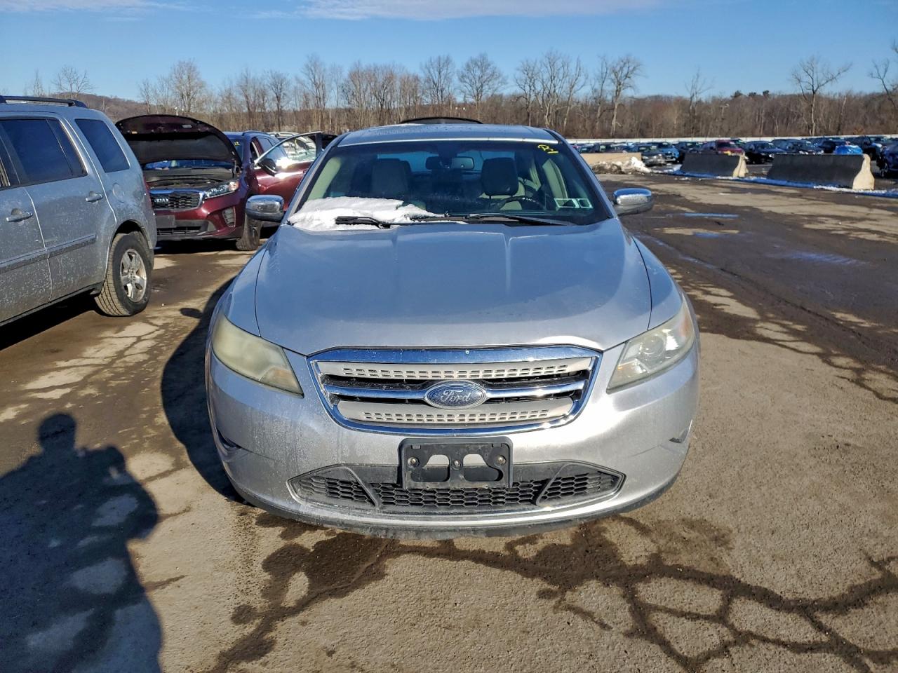 2010 FORD TAURUS LIMITED photo 5