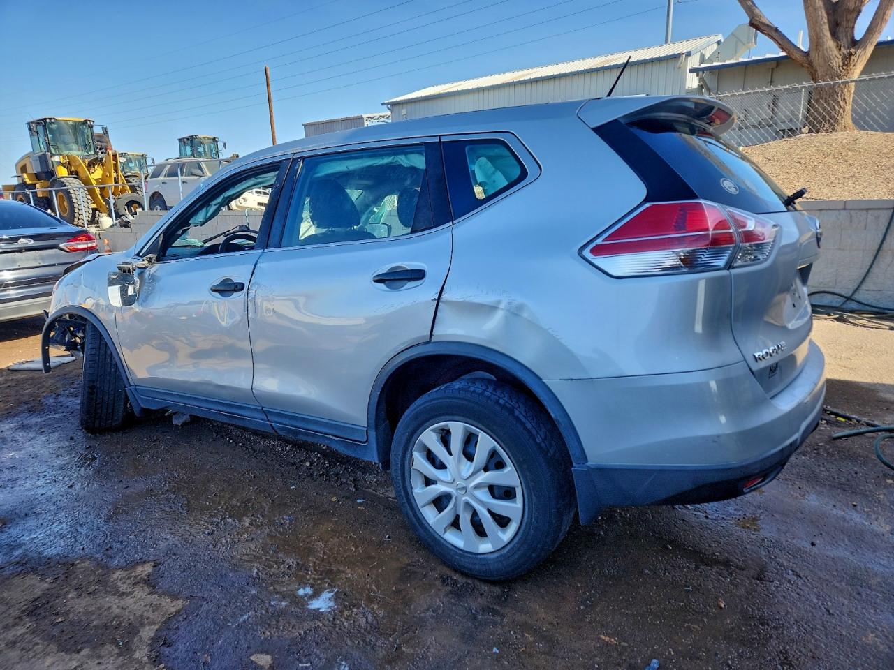 2016 NISSAN ROGUE S photo 4