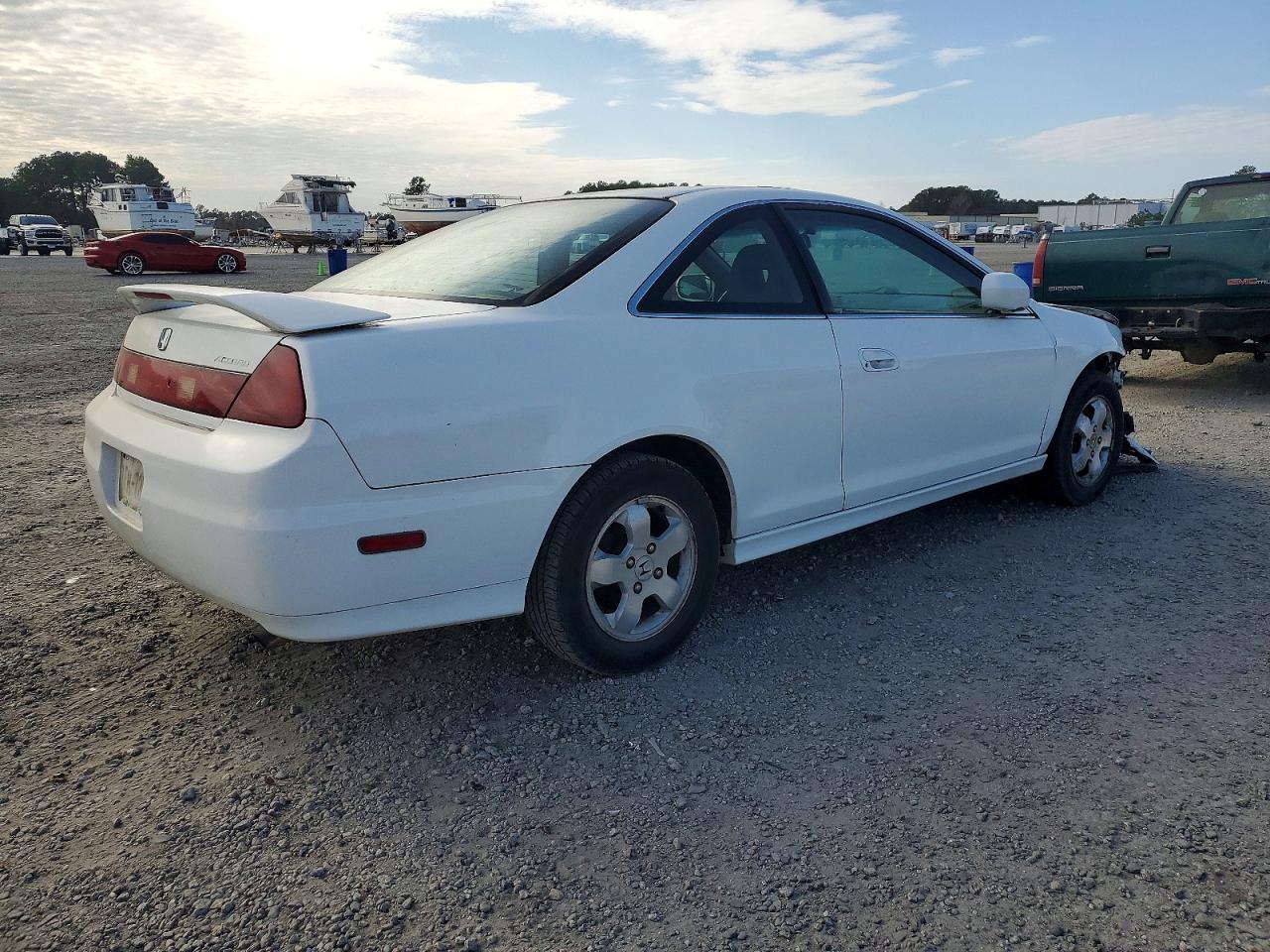 2002 HONDA ACCORD EX photo 3