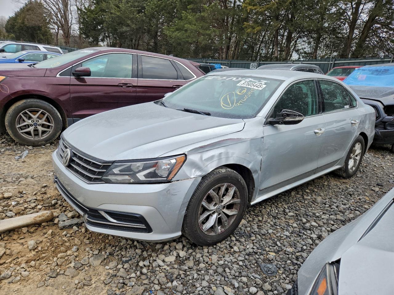 2017 VOLKSWAGEN PASSAT